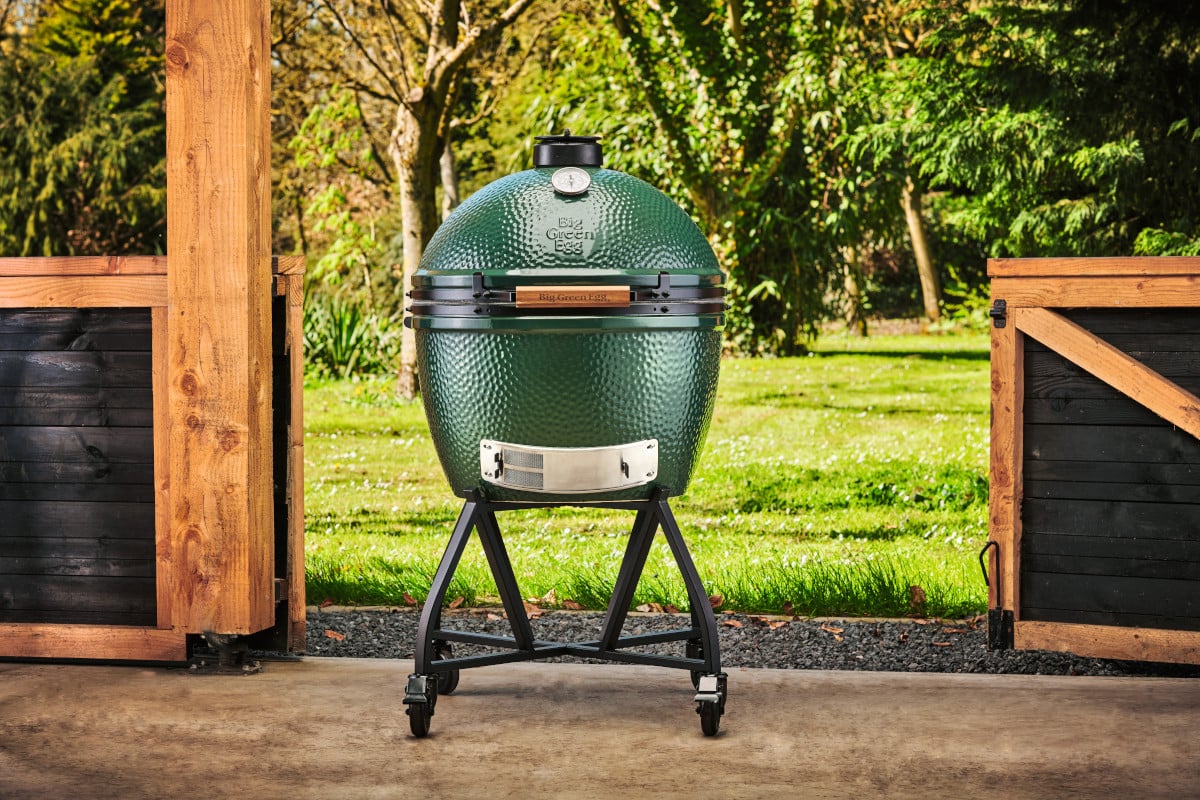 Big Green Egg XLarge z inEGGrowanym stojakiem na kółkach