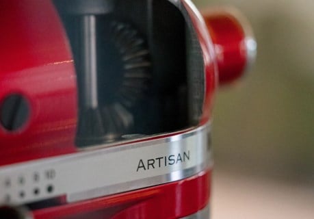Czym różnią się miksery KitchenAid?