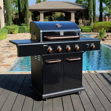 Kenmore grill czarny nad basenem