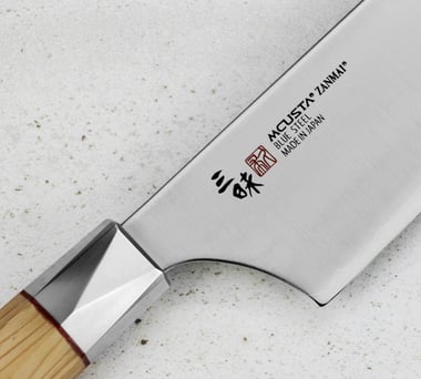 Nóź Santoku Mcusta Beyond 18 cm - 3